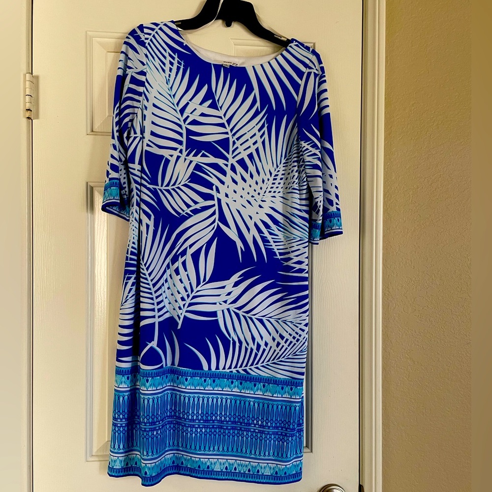 Blue and white printed dress size medium by studio one, New York